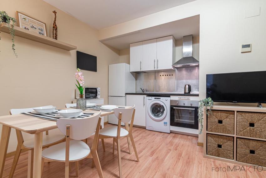 #10Oca6 - Apartamento En Vista Alegre Madrid Bagian luar foto